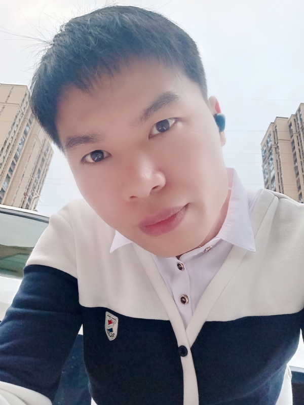 雨霁月清风的第一张照片--邯郸相亲服务中心