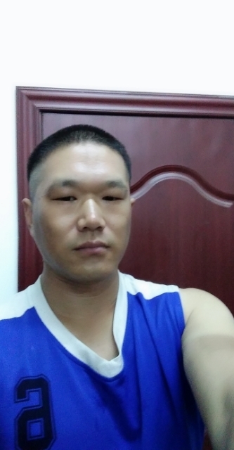 会飞的鱼的第一张照片--邯郸相亲服务中心