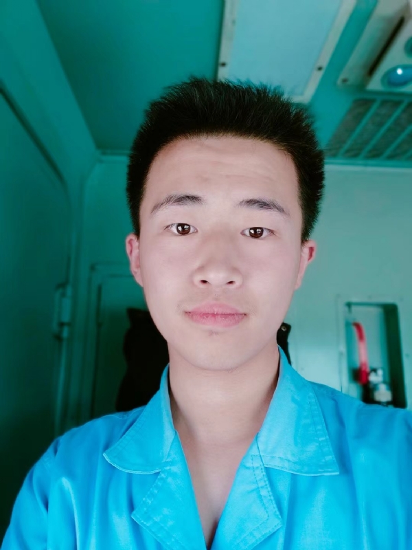 生而为人的第一张照片--邯郸相亲服务中心