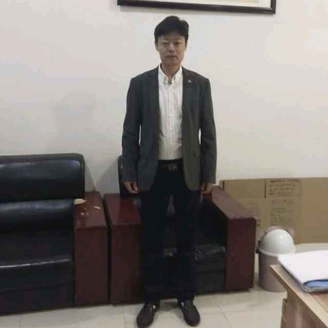 蓝天白云的第一张照片--邯郸相亲服务中心