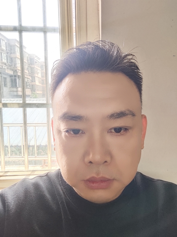 爱人先爱己的第一张照片--邯郸相亲服务中心