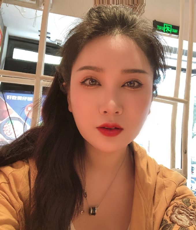 琳达的第二张照片--邯郸相亲服务中心