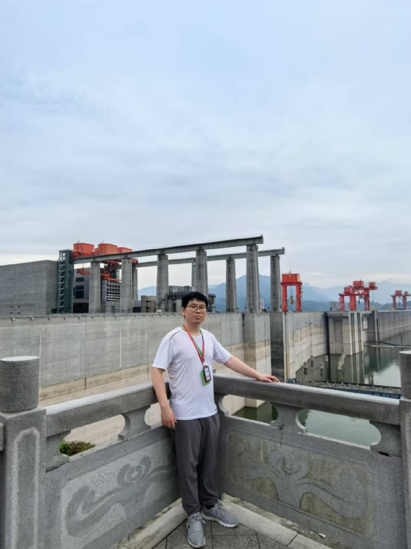 xhfsx的第一张照片--邯郸相亲服务中心