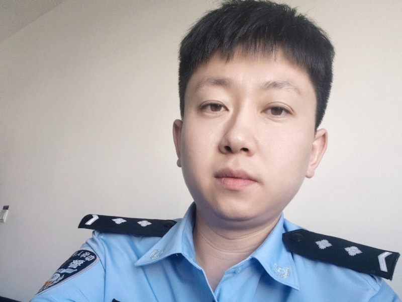 峻仔的第一张照片--邯郸相亲服务中心