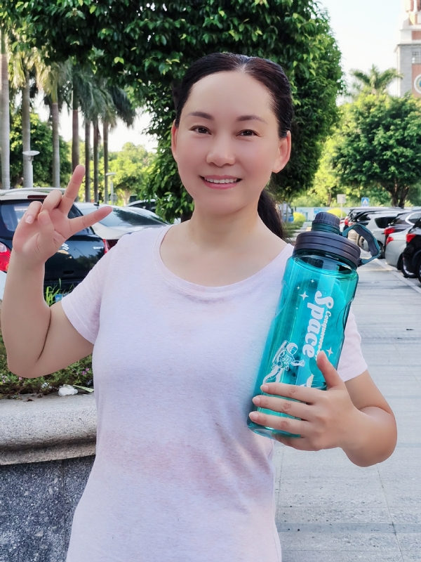 艳阳天的第三张照片--邯郸相亲服务中心